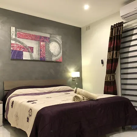 Sea View 2 Bedroom Penthouse Close To Hpi6767 アパート マルサスカーラ