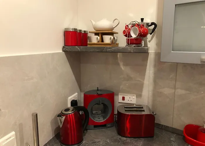 Sea View 2 Bedroom Penthouse Close To Hpi6767 * Marsaskala