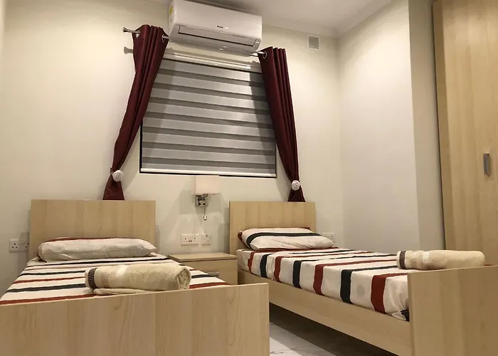 Апартаменты Sea View 2 Bedroom Penthouse Close To Hpi6767 *